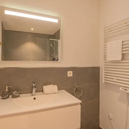 Apartment Grand Paradis- Modern 3 Bedroom With Spectacular Views