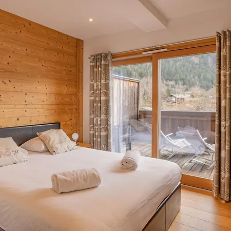 Grand Paradis- Modern 3 Bedroom With Spectacular Views Apartment *